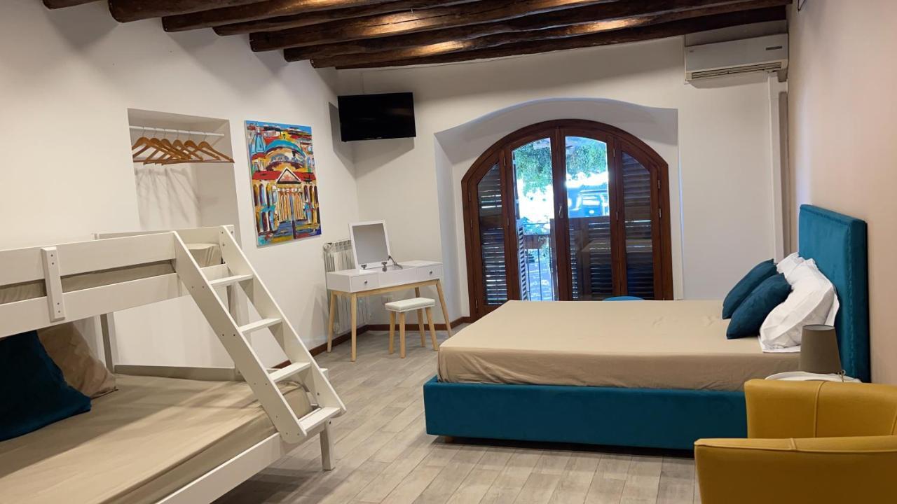 Posto Al Capo — Photos 2